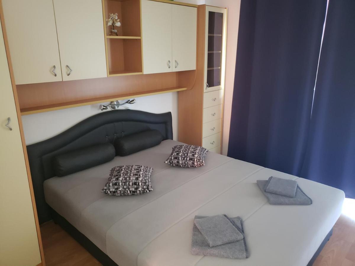 Risika Apartmani Экстерьер фото